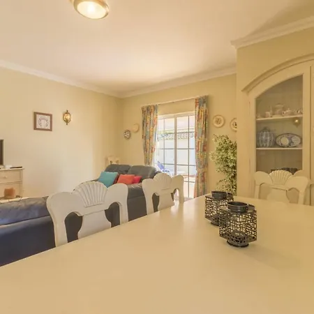 Alporchinhos Sleeps 8 Pool Wifi Villa *