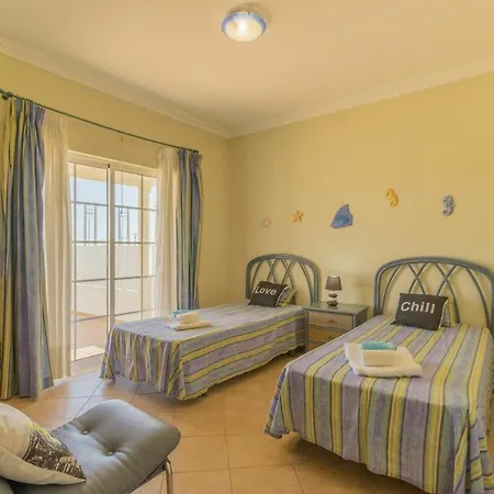 Alporchinhos Sleeps 8 Pool Wifi * Armação de Pêra