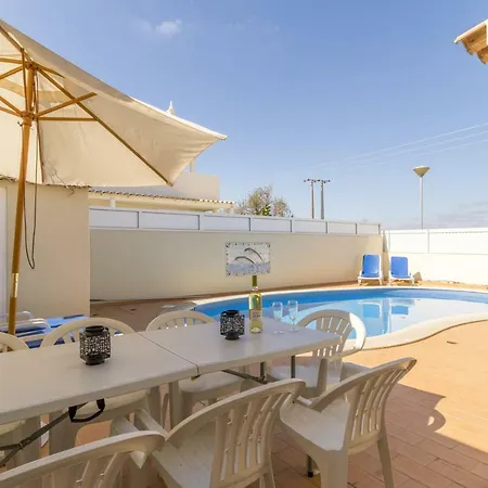 Villa Alporchinhos Sleeps 8 Pool Wifi Armação de Pêra